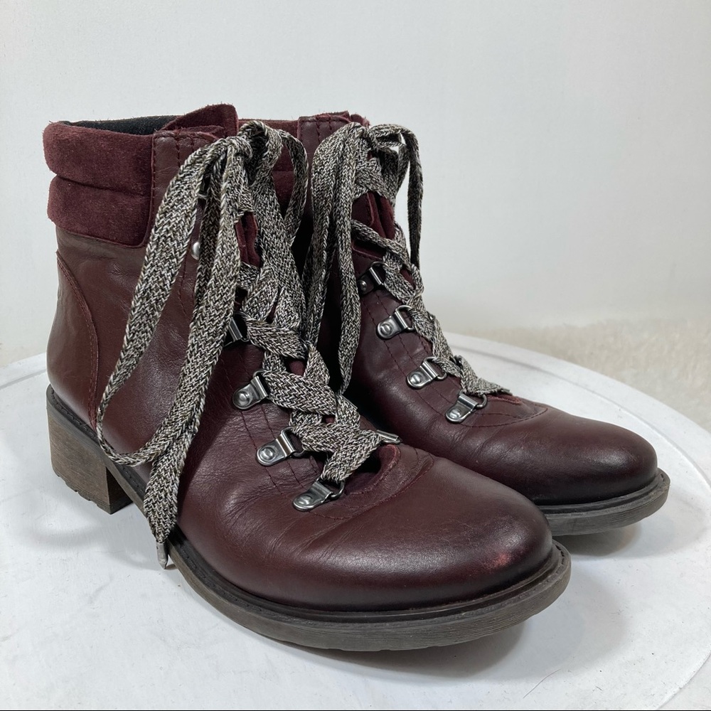 Sam Edelman Darrah Lace Up Hiker Fashion Boots